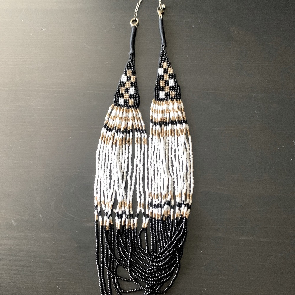 Beaded necklace